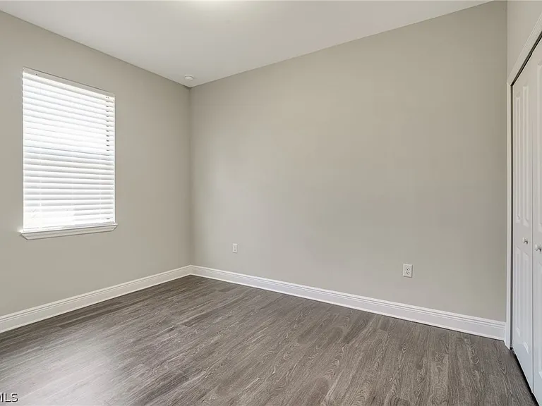 809 Agnes Ave — Photo 15