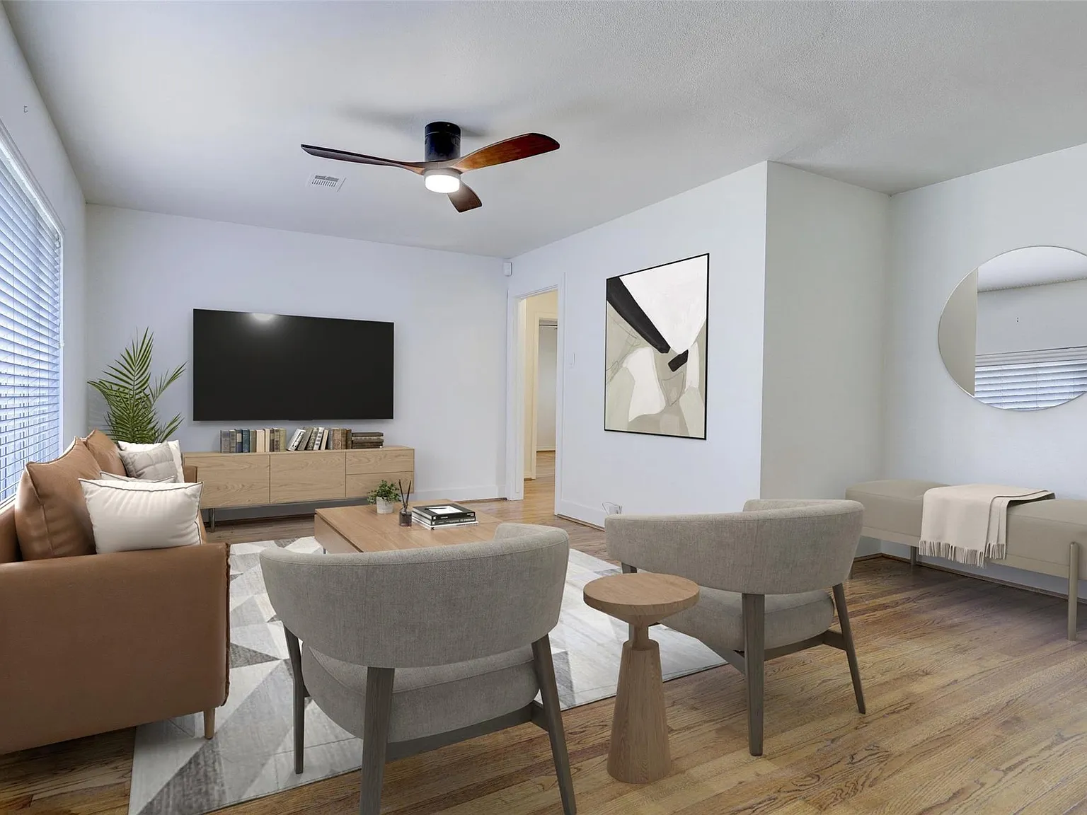 2 bed, 1.0 bath, 1004 sqft, $2,700 — Photo 3