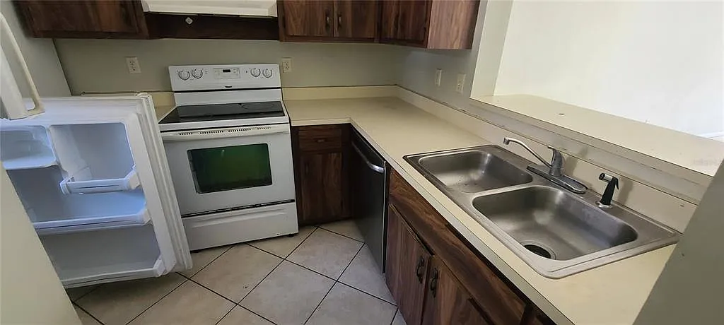 2 bed, 1186 sqft, $1,200 — Photo 2