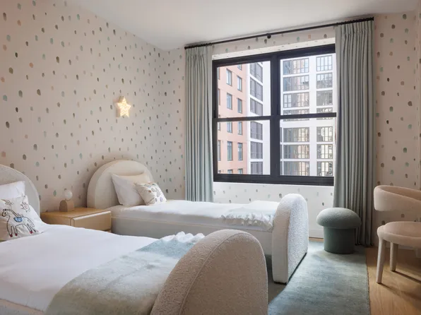 720 West End Avenue image 5 of 24