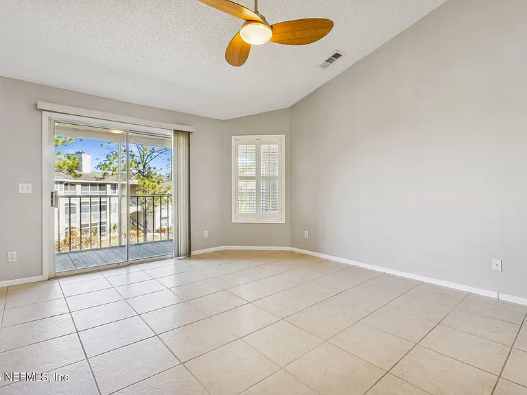 800 Ironwood Dr #834 — Photo 7