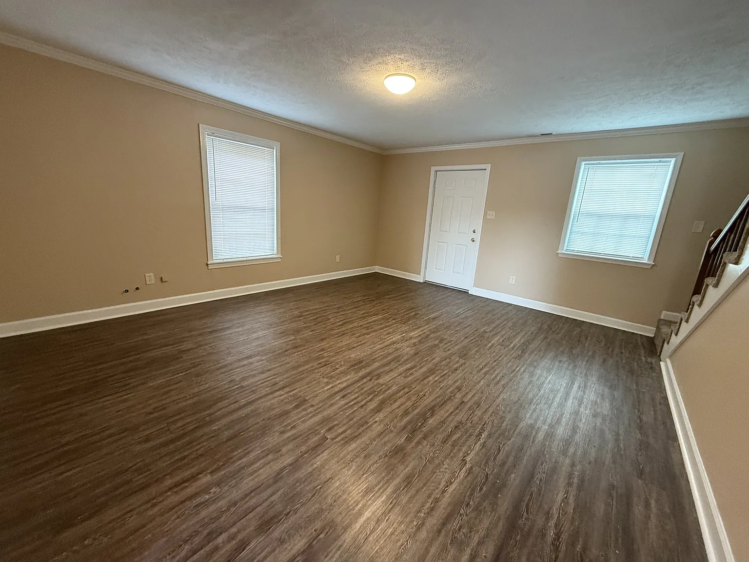 226 Hickory Trail - 1 — Photo 2