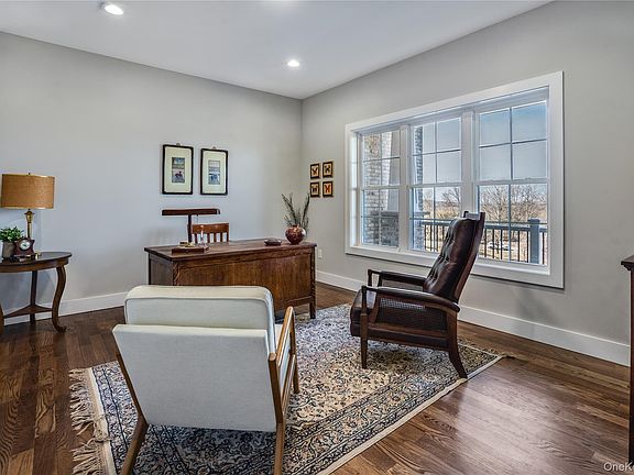 5th image of 4 Roundhill Road