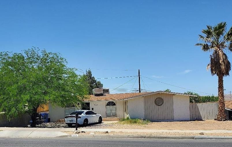 1st image of 520 S Muriel Dr