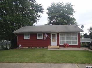 902 Lakewood Dr, Harrisburg, PA 17109