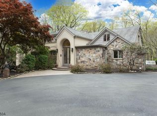 33A Rock Rd E, Green Brook, NJ 08812