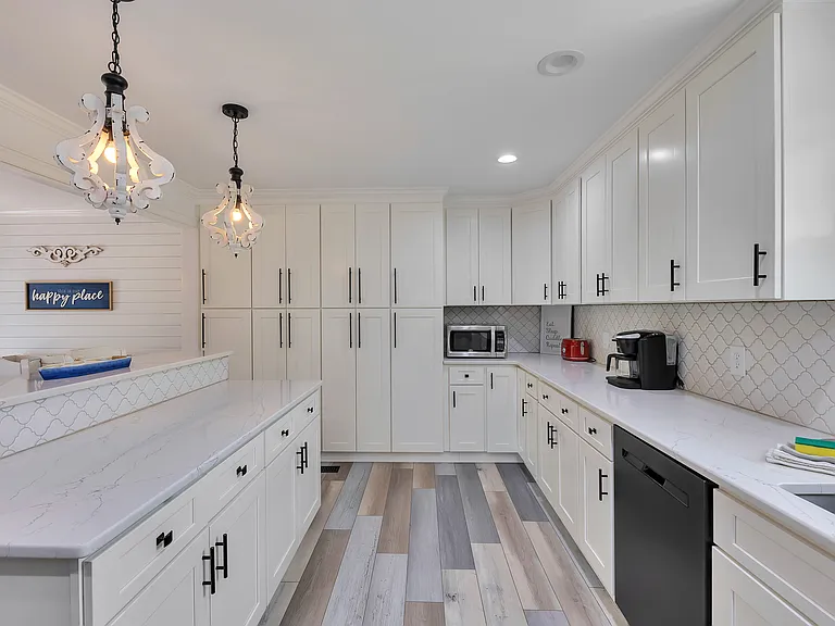117 Summer Breeze Ln — Photo 26
