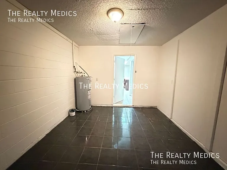1663 Palm Leaf Dr — Photo 22