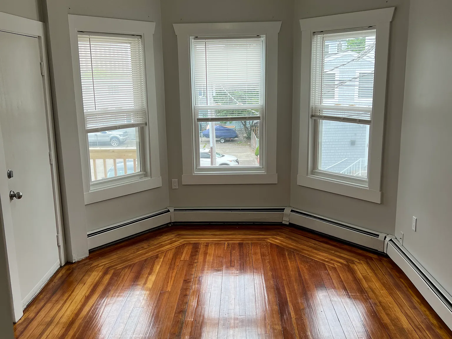 2 bed, 775 sqft, $1,600 — Photo 4
