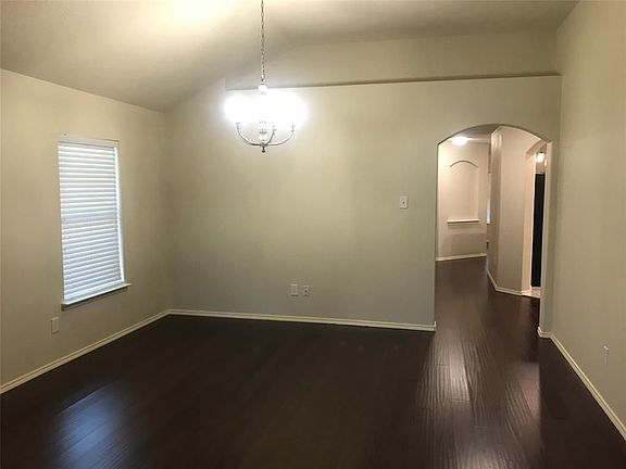 5th image of 14818 Wooded Glen Ct