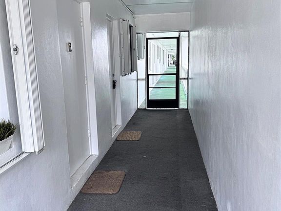 4th image of 1500 NW 43rd Terrace #202