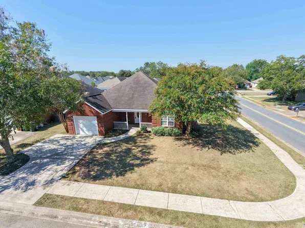 101 Alexandria Ct, Byron, GA 31008