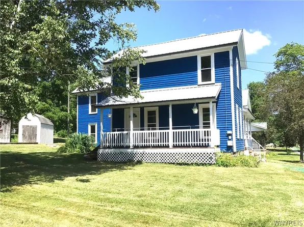 71 South St, Cattaraugus, NY 14719