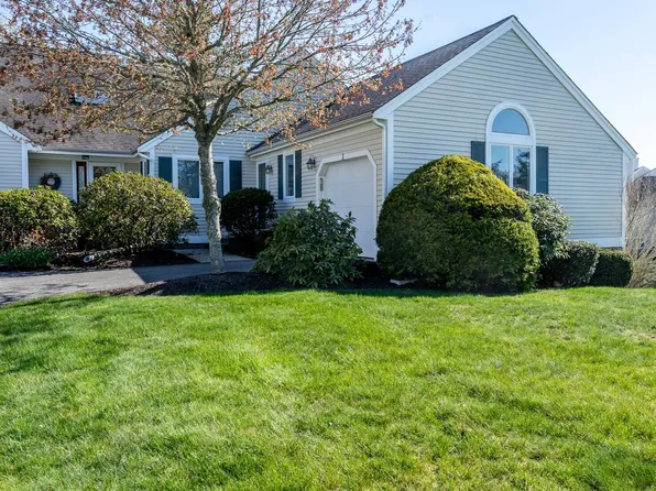 1 Ironwood Path, Mashpee, MA 02649