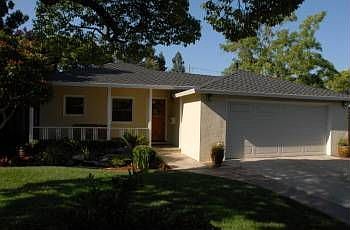1st image of 15123 Chelsea Dr