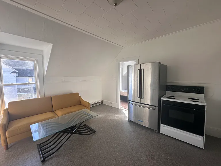 274 Pine St #2A — Photo 5