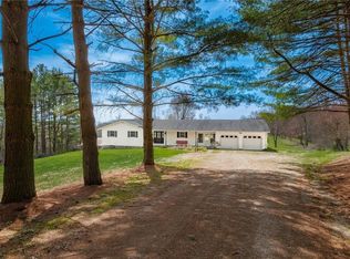 7260 Ridge Rd, Zanesville, OH 43701