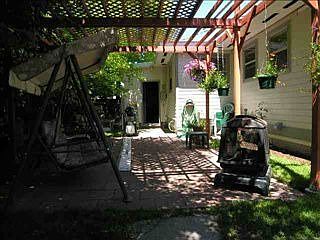 2nd image of 521 Dearborn Ave