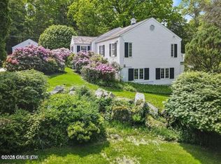 320 Cognewaugh Rd, Cos Cob, CT 06807