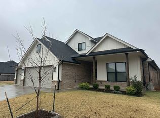 9300 SW 42nd St, Oklahoma City, OK 73179