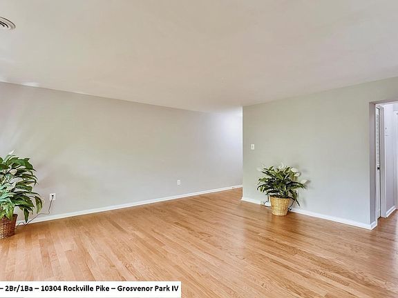 2nd image of 10304 Rockville Pike
