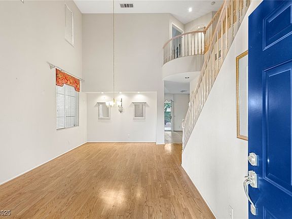 3rd image of 4536 Grandspur St