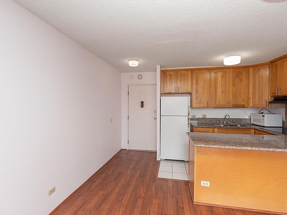 4th image of 1925 Kalakaua Ave APT 1206