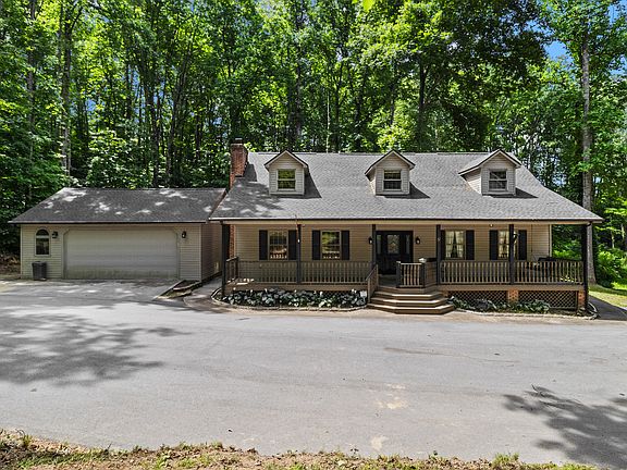 3rd image of 51 Tamarack Trce