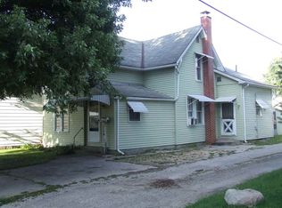 929 1st St, Huntington, IN 46750