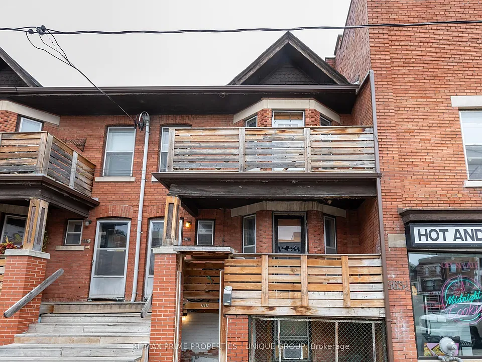 365 Clinton St #2