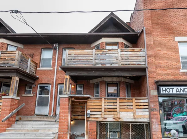 365 Clinton St #2, Toronto, ON M6G 2Z1