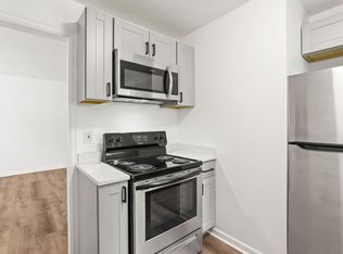 Glencourt Apartments, Portland, OR 97215