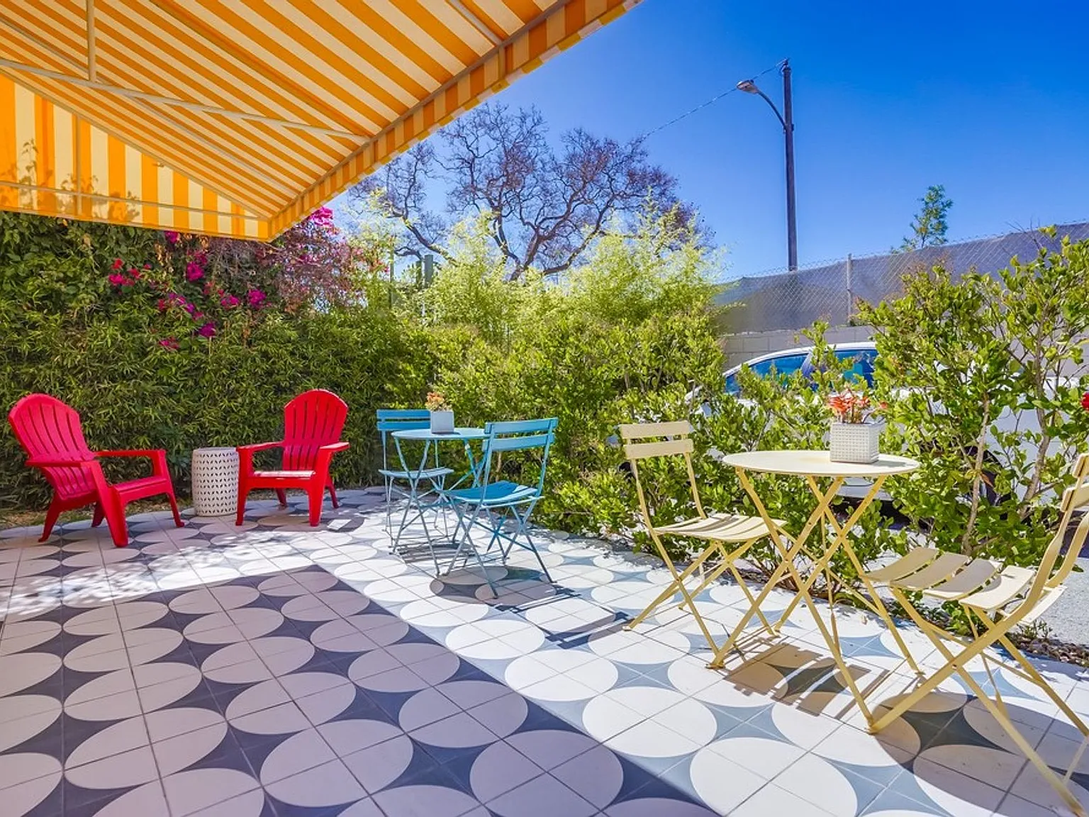 Convenient Inglewood Living Near SoFi & 105 Freeway! — Photo 3