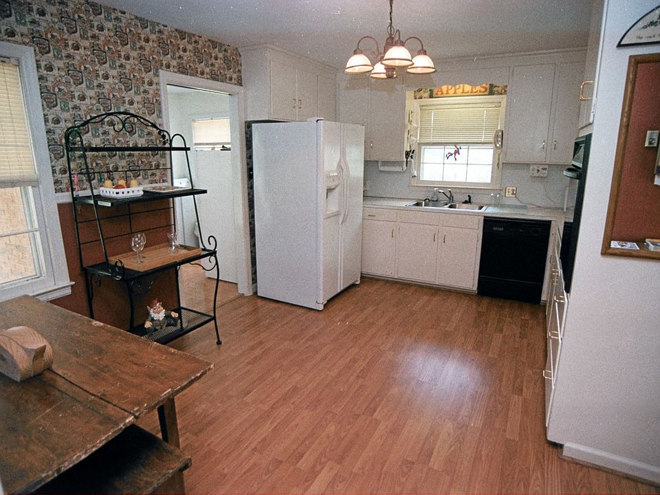 New Kitchen Flooring