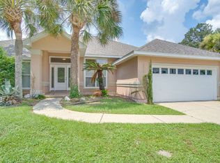 2042 Hamilton Crossing Dr, Cantonment, FL 32533