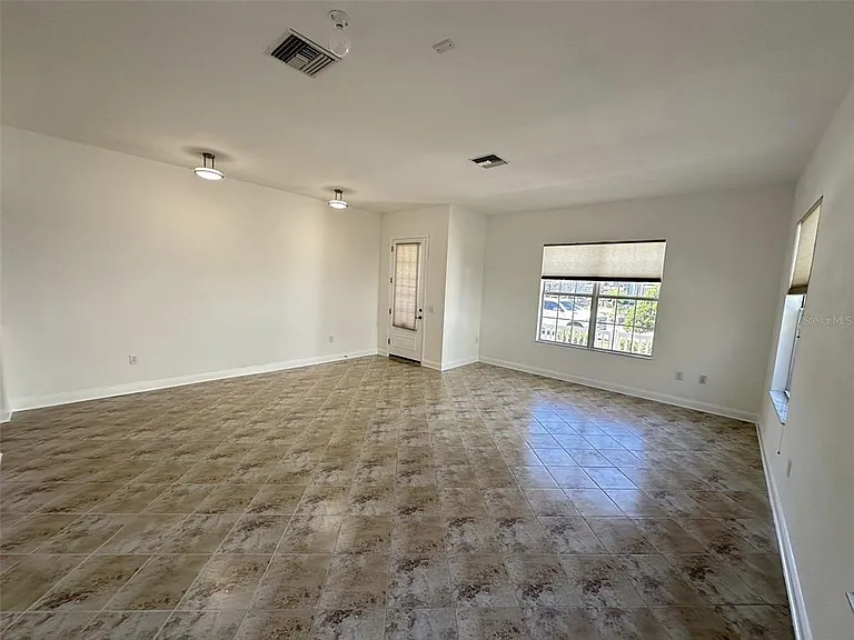 8120 Turkey Hill Ct — Photo 16