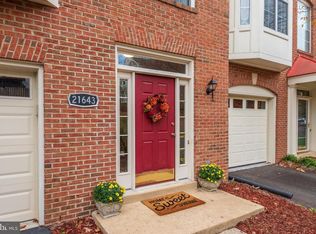 21643 Kings Crossing Ter, Ashburn, VA