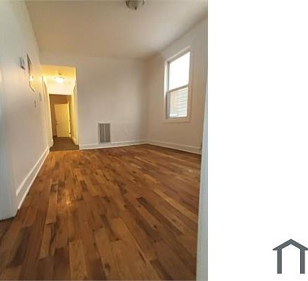4th image of 157 Virginia Ave #1