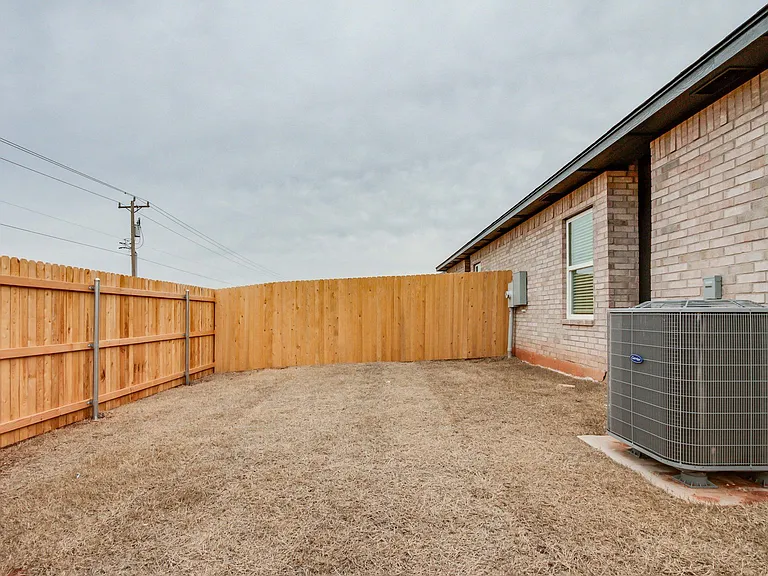 13517&13521 Calli Ct — Photo 39