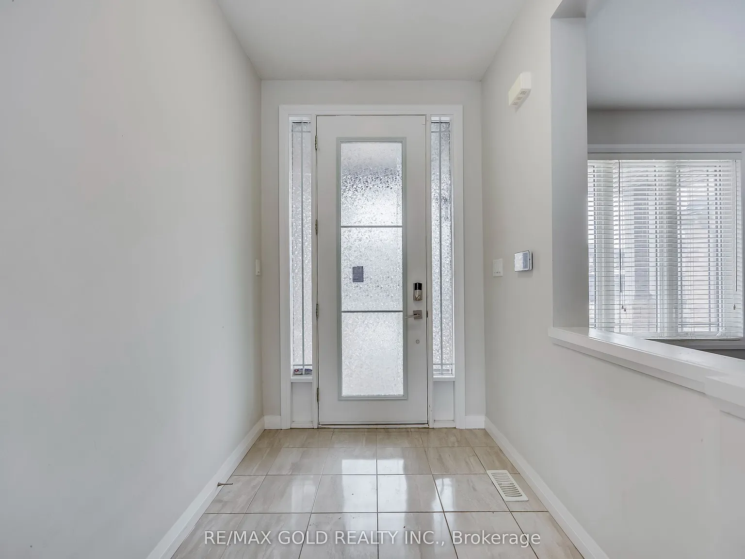 4 bed, $3,700 — Photo 3