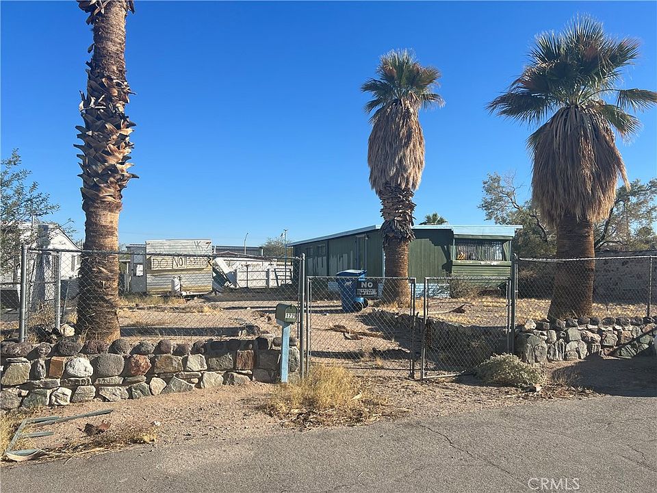 1st image of 1229 Desert Dr