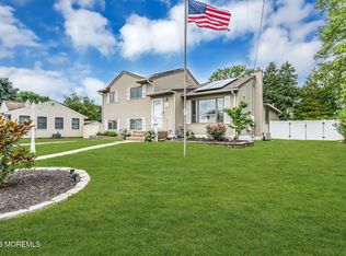 5 Forsgate Drive, Freehold, NJ 07728