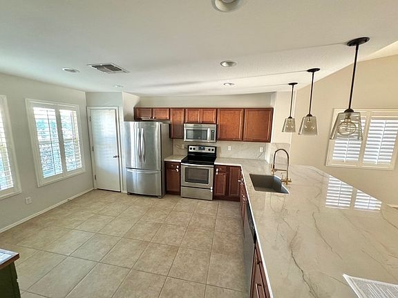 3rd image of 250 N 102nd Pl