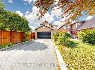 416 Bartholomew Dr, Newmarket, ON L3X 2E5