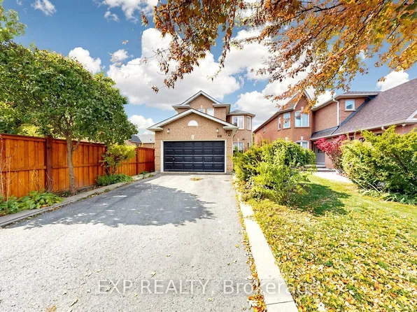 416 Bartholomew Dr, Newmarket, ON L3X 2E5