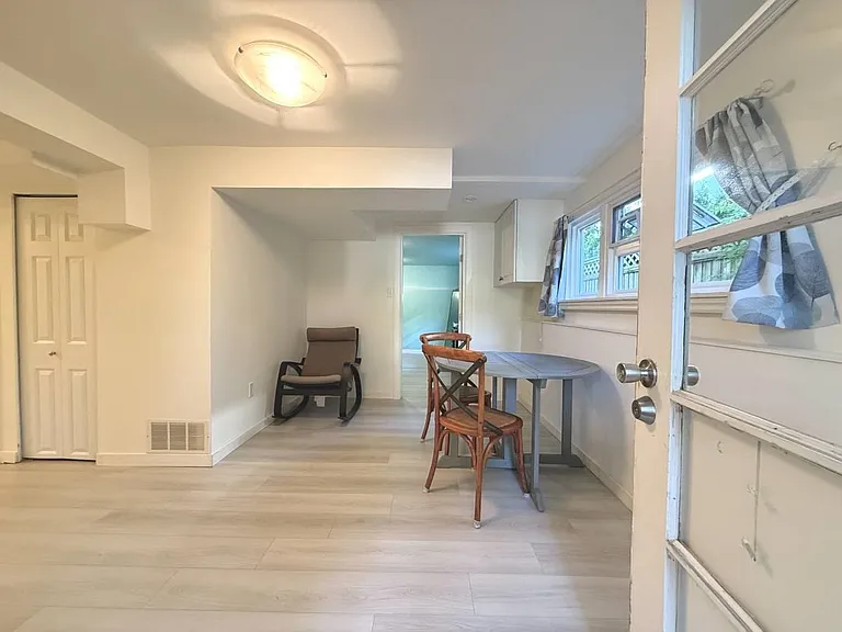 1365 Fulton Ave — Photo 10