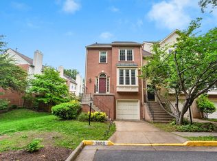 3860 Inverness Rd, Fairfax, VA 22033