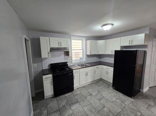 469 S 14th St #1, Newark, NJ 07103