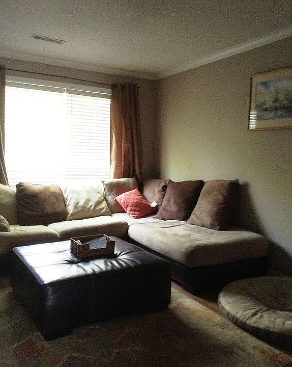 2nd image of 650 Dogwood Dr
