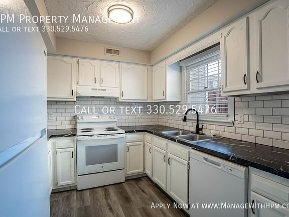 3rd image of 9996 Delores Dr #G